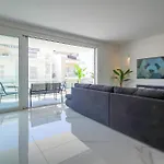 Luxury Brand New Location *