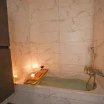 Luxury Brand New Location *