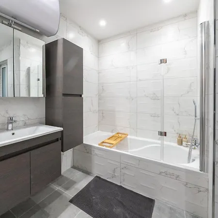 Luxury Brand New Location Apartament Is-Swieqi