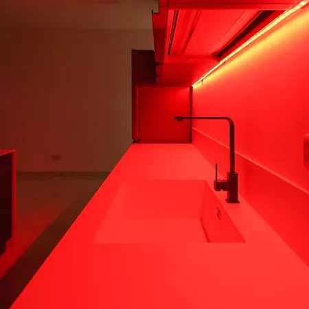 Apartment Luxury Brand New Location