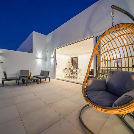 Luxury Brand New Location Daire *