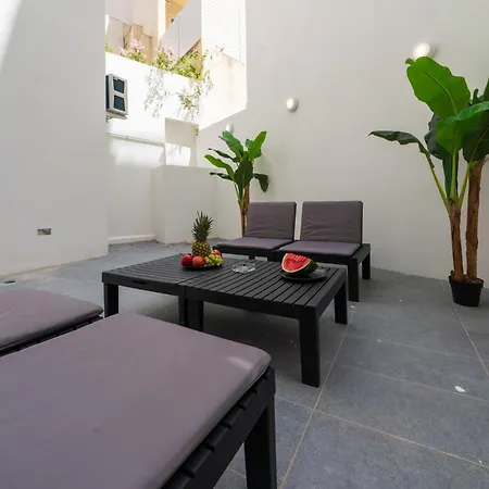 Luxury Brand New Location Apartment Is-Swieqi