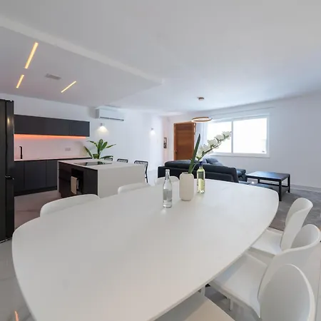 Apartament Luxury Brand New Location *