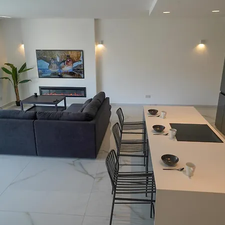 Luxury Brand New Location Is-Swieqi