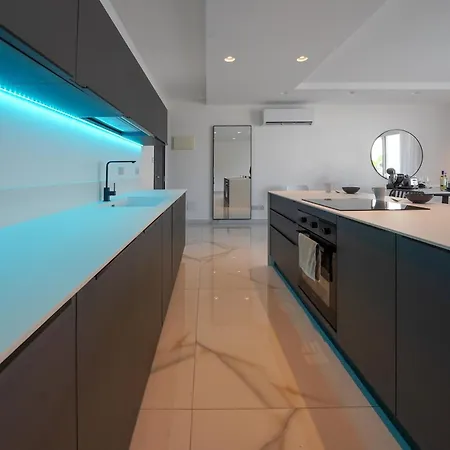 Apartament Luxury Brand New Location *