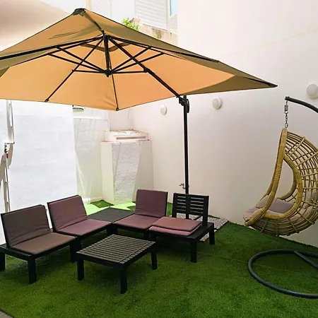 Luxury Brand New Location Apartment