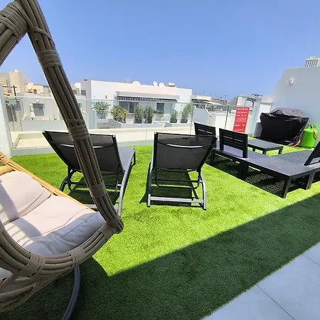 Luxury Brand New Location *