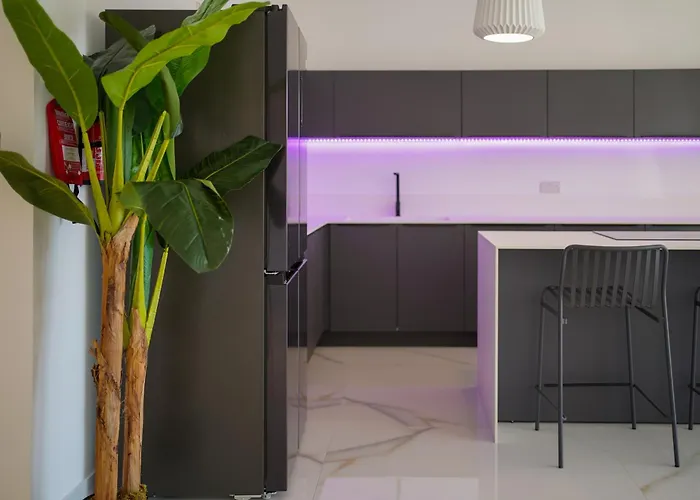 Luxury Brand New Location Lejlighed *