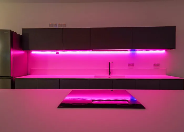 Luxury Brand New Location * Is-Swieqi