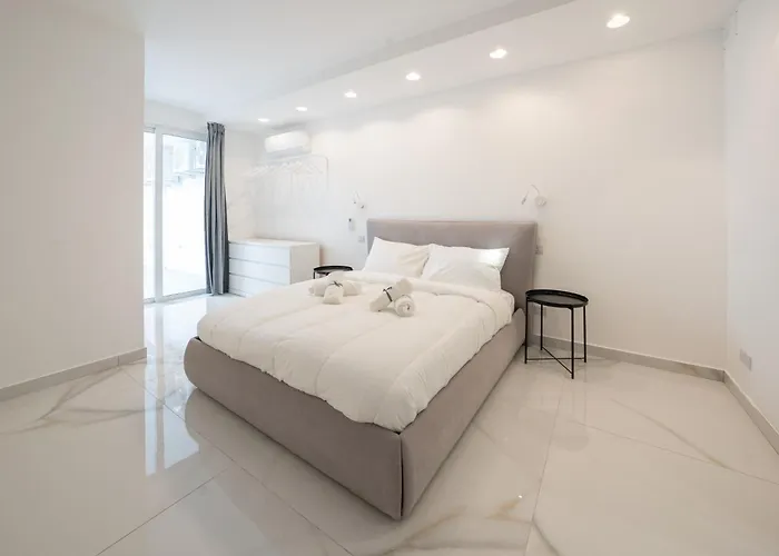 Luxury Brand New Location Lejlighed Is-Swieqi