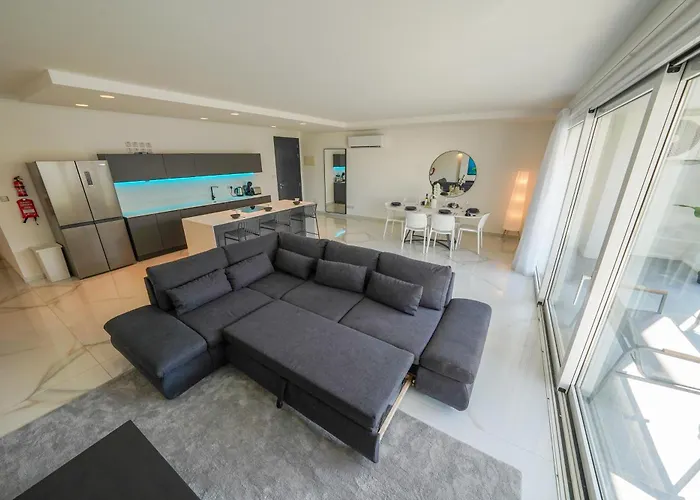 Luxury Brand New Location شقة Is-Swieqi