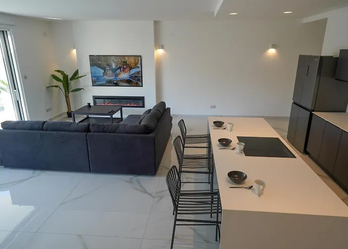 Luxury Brand New Location Is-Swieqi