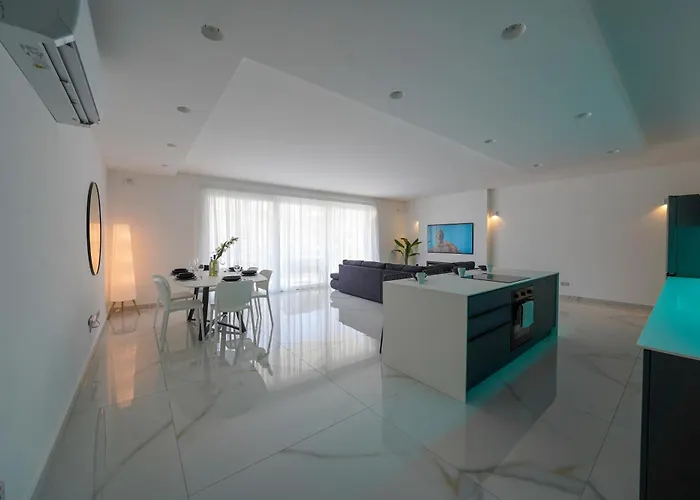 Luxury Brand New Location Is-Swieqi