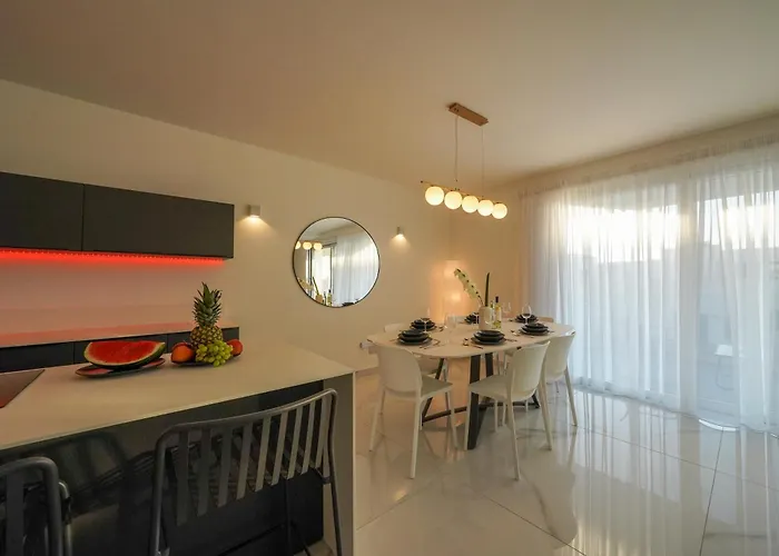 Luxury Brand New Location Is-Swieqi