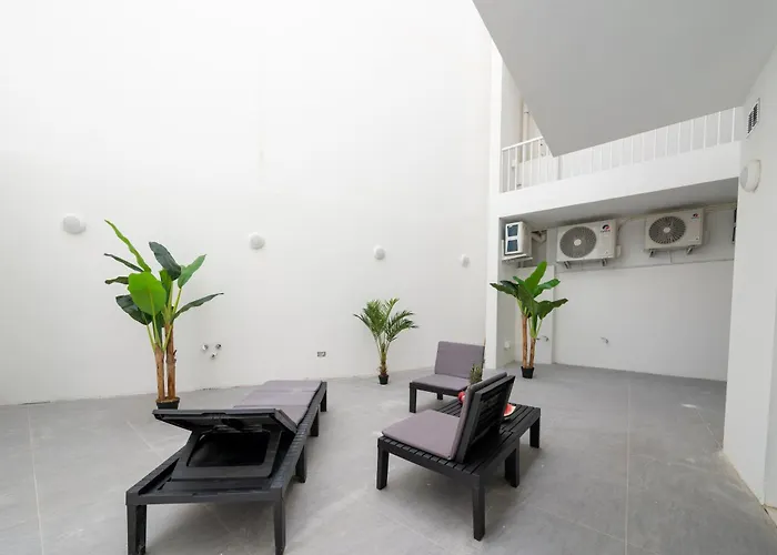 Luxury Brand New Location * Is-Swieqi