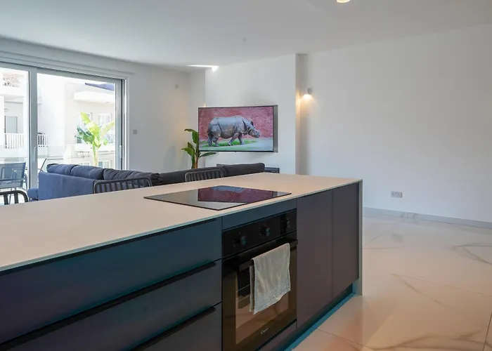 Lejlighed Luxury Brand New Location *